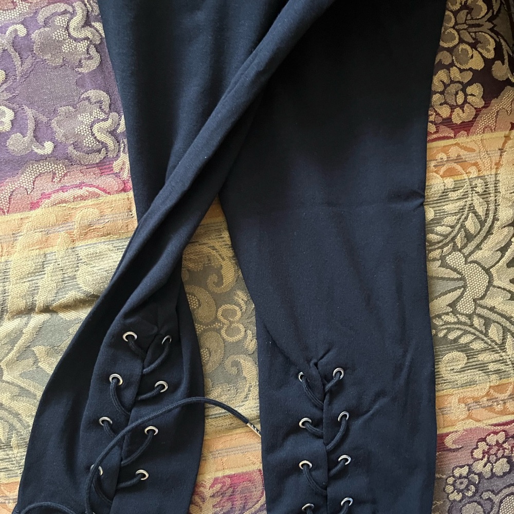 Black Lace-Up Leggings